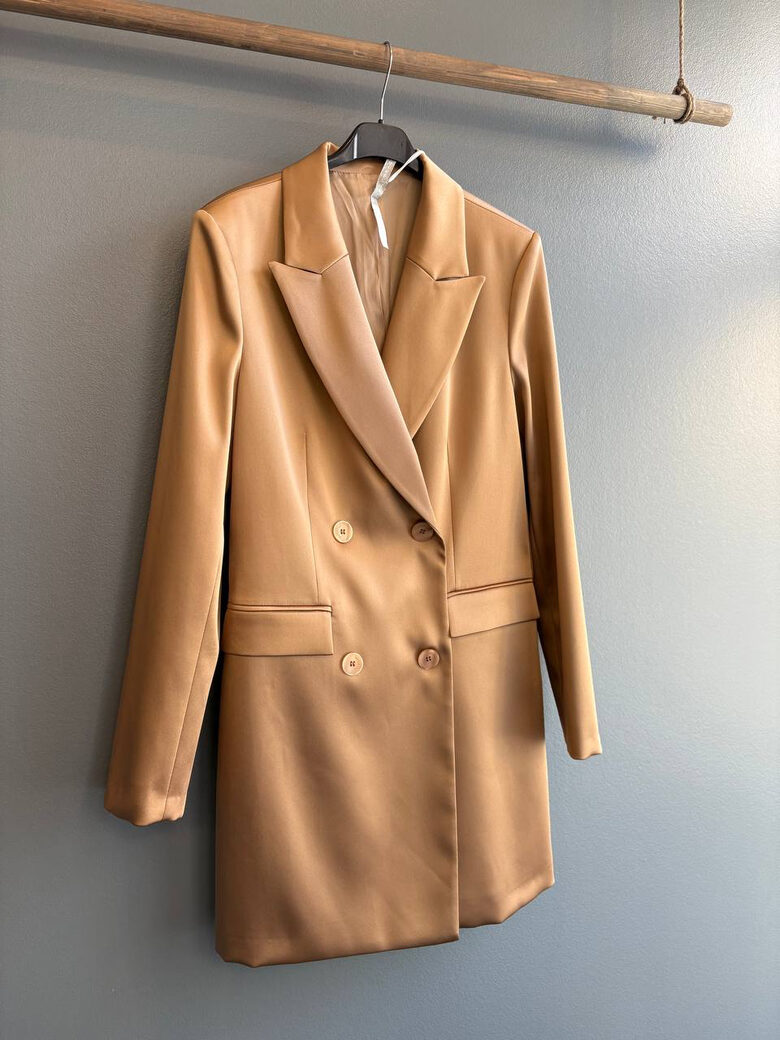 Garā žakete bēša